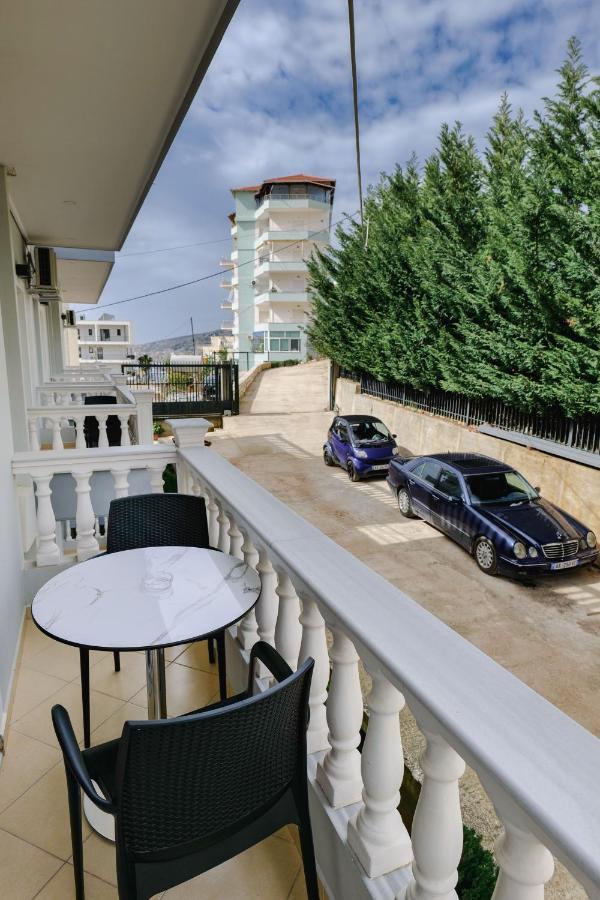 Osmani Casa de hóspedes Sarandë